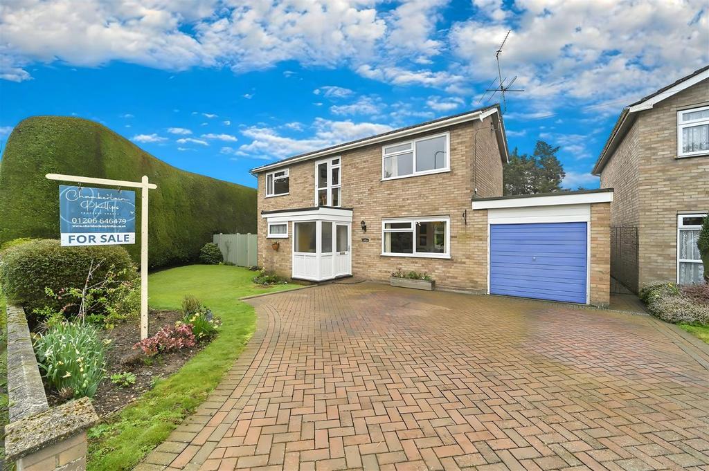 London Road, Capel St. Mary, Ipswich 4 bed detached house for sale £