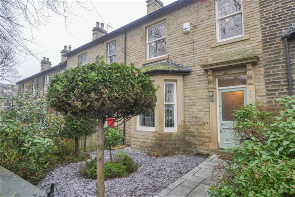 South Parade, Pudsey, LS28 8NZ 3 bed terraced house £325,000