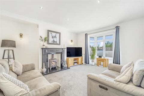 28 Burns Lane, Warsop, Mansfield, NG20 0PB