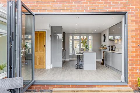 28 Burns Lane, Warsop, Mansfield, NG20 0PB
