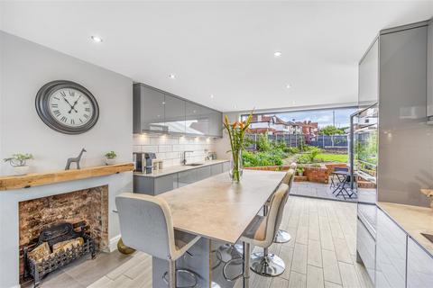 28 Burns Lane, Warsop, Mansfield, NG20 0PB