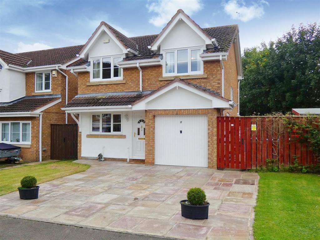 17 Otterbeck Way, Aiskew, Bedale 3 bed detached house for sale £290,000