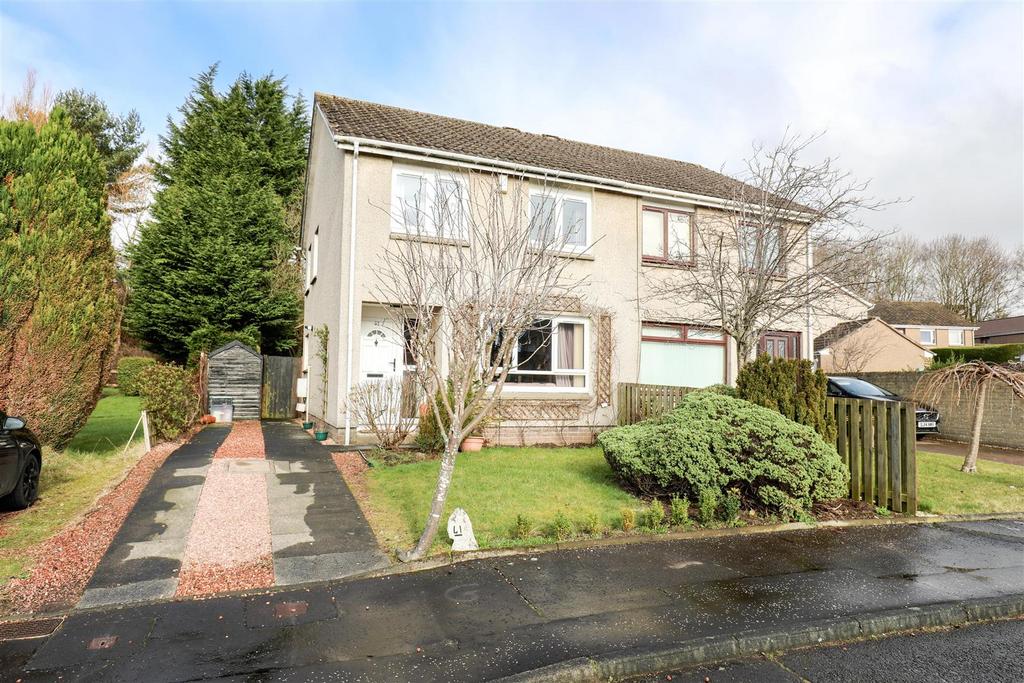 Lennox Court, Glenrothes 3 bed semidetached house £128,000