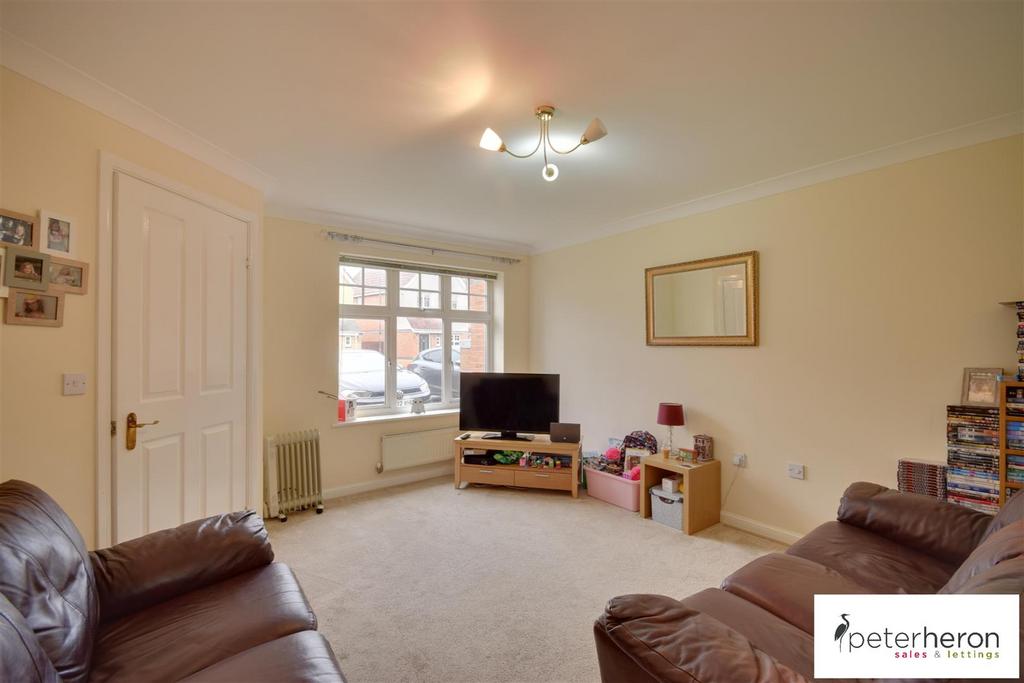 Wearhead Drive, Eden Vale, Sunderland 3 bed end of terrace house £164,950