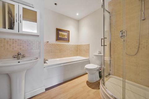 3 bedroom flat for sale - Woodfield Gardens,  Hereford,  HR2