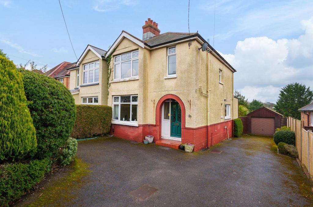 Chalvington Road, Chandler's Ford, Hampshire, SO53 3 bed semidetached house £495,000