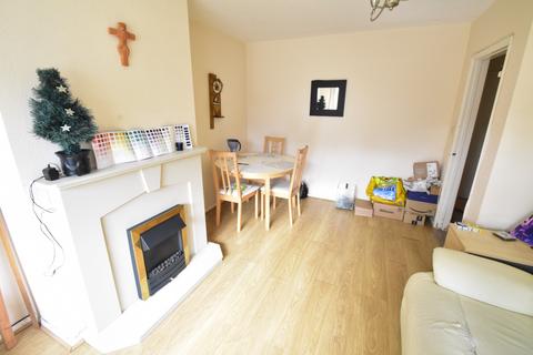 2 bedroom ground floor maisonette to rent, Riverford Close, Harpenden, Hertfordshire, AL5 4LY