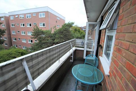 1 bedroom flat to rent, 1 Bed Flat in Westbourne