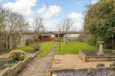 3 bedroom detached bungalow for sale, Dargate Road, Whitstable, CT5