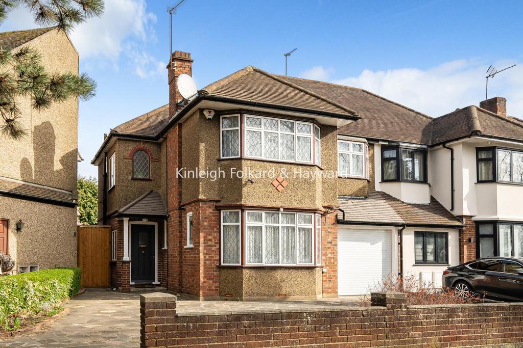 Bramley Road, Southgate 3 bed semidetached house for sale £900,000
