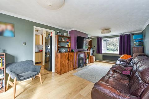 39 Parsonage Estate, Rogate, Petersfield, GU31 5HJ