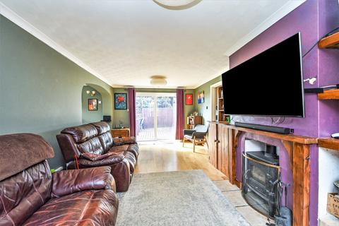 39 Parsonage Estate, Rogate, Petersfield, GU31 5HJ