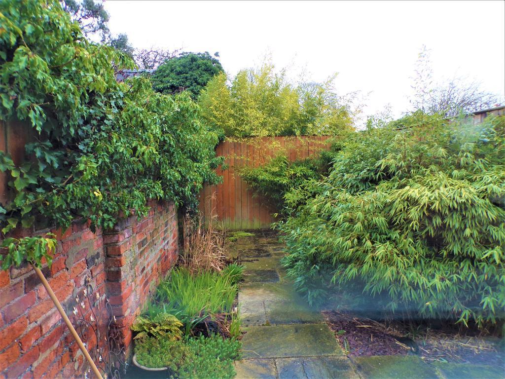 Flat two - private garden