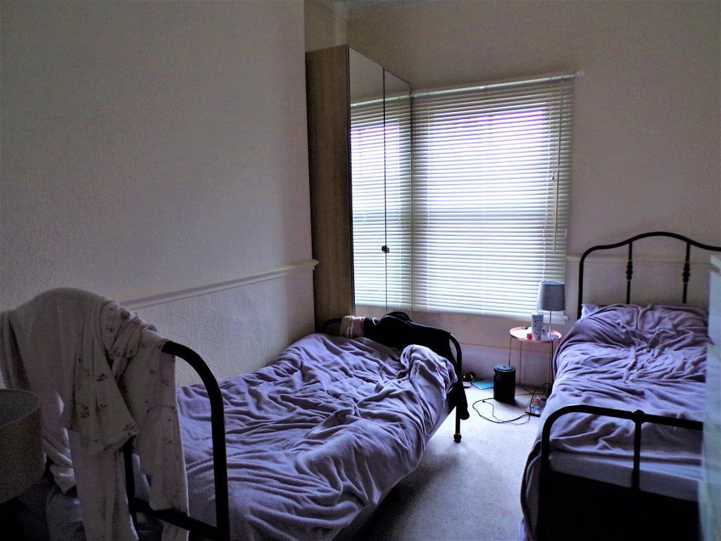 Flat four - bedroom