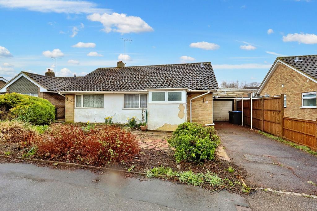 Marlborough Drive, Burgess Hill, RH15 2 bed detached bungalow for sale