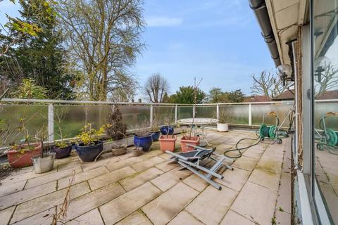 5 bedroom semi-detached house for sale - Sellers Hall Close,  Finchley,  N3