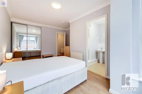 3 bedroom terraced house to rent, Fairfax Mews, Royal Docks, London, E16