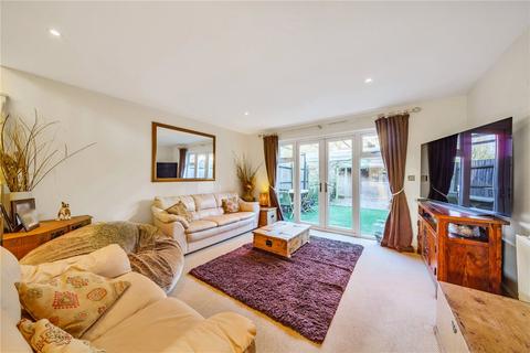 2 bedroom end of terrace house for sale, Shortfield Common Road, Frensham, Farnham, Surrey, GU10