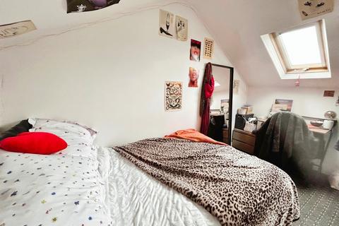 undefined, Thorn Grove, Manchester, Greater Manchester, M14