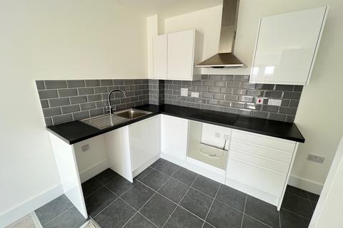 2 bedroom flat to rent, The Balbirs, Portswood Road