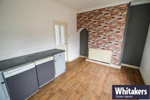 2 bedroom terraced house to rent, Wolfreton Road, Anlaby, HU10