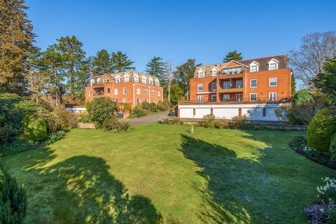 2 bedroom flat for sale, Hook Heath Road, Hook Heath, GU22