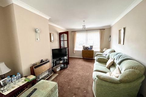 43 Braehead Avenue, Coatbridge, ML5 5ET