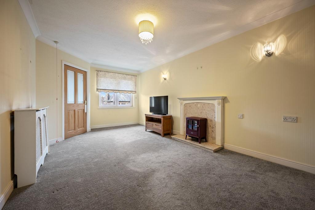 Eccles Court, Stirling, Stirling, FK7 9AT 1 bed apartment £95,000