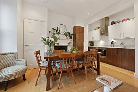 2 bedroom apartment to rent, Becklow Road, London, W12