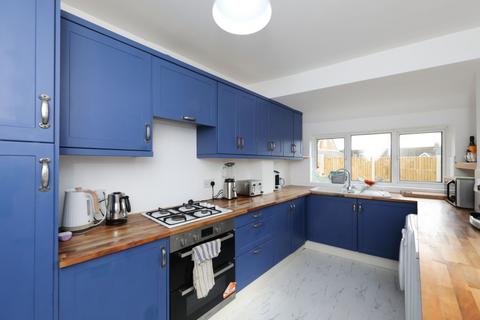 13 Chilham Road, Folkestone, CT19 4HG
