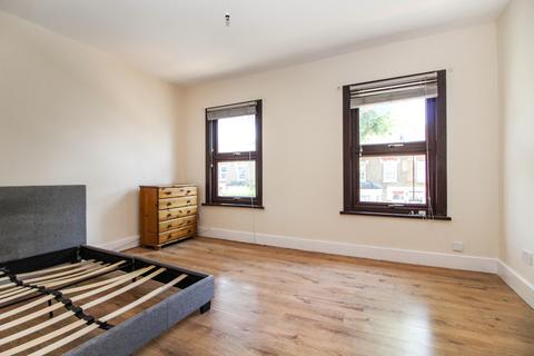 1 bedroom flat to rent - Creighton Avenue, East Ham / Upton Park E6