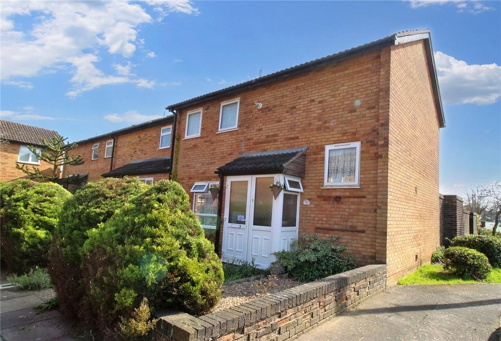 Hawthorne Avenue, Hellesdon, Norwich, Norfolk, NR6 3 bed end of terrace