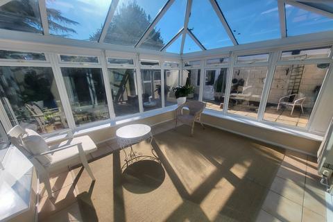 1 Dowlands Close, Bournemouth, BH10 5LH