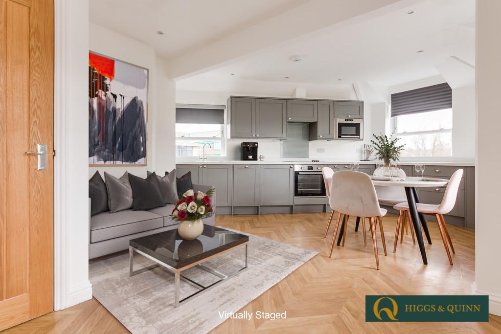 Leatherhead 2 bed for sale £295,000