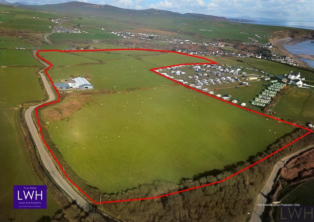 Parc Dwyros, Aberdaron 3 bed property with land for sale £400,000