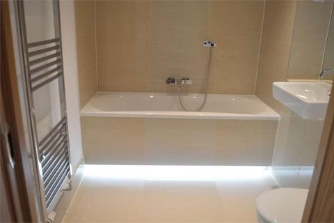 2 bedroom flat to rent, DA1