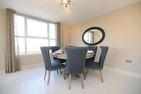 3 bedroom apartment to rent, St. Johns Wood Park, St. Johns Wood, London, NW8