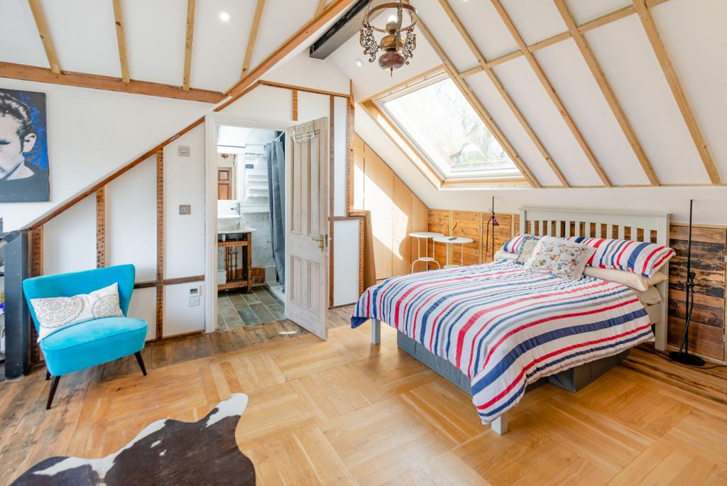 Principal Bedroom