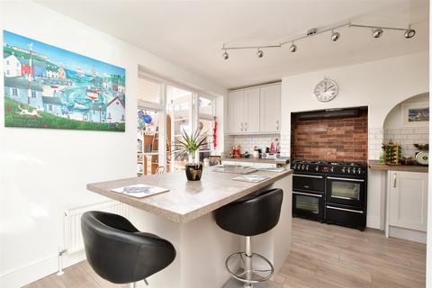 44 Orchard Way, Reigate, RH2 8DT