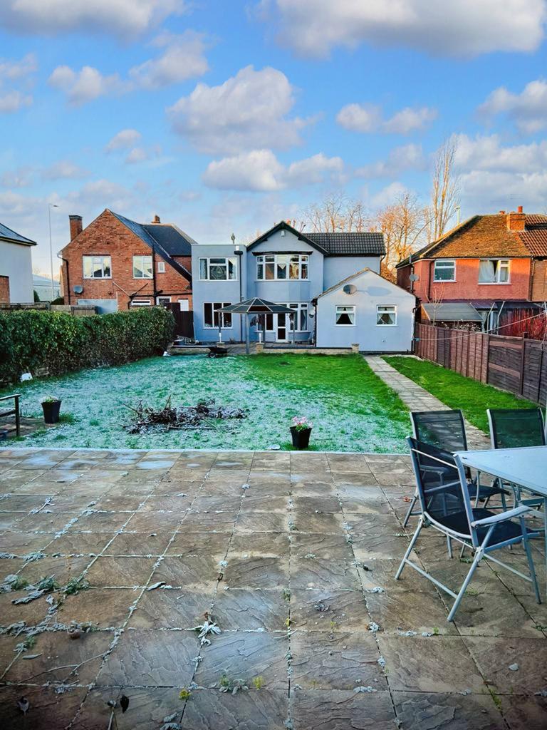Melton Road, Syston LE7 5 bed detached house to rent £2,000 pcm (£462 pw)