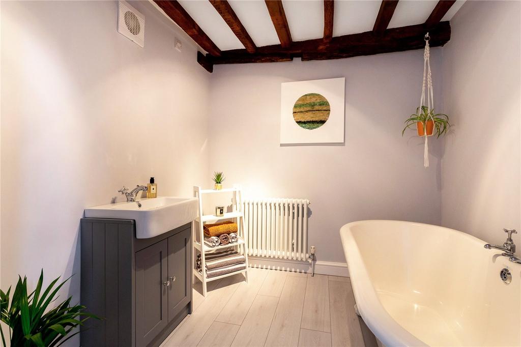 En Suite Bathroom
