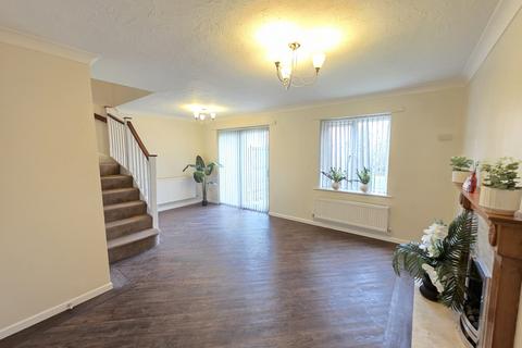 undefined, Globe Avenue, Stafford, ST17 9GF