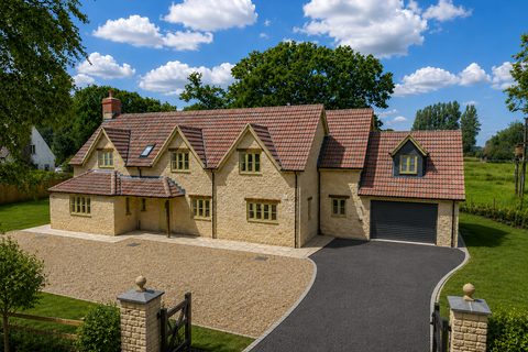 undefined, Plough Lane, Kington Langley SN15