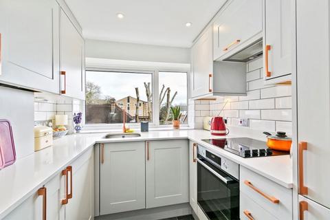 1 bedroom flat to rent, The Lindens, Kew Road, Kew, Richmond, Surrey TW9