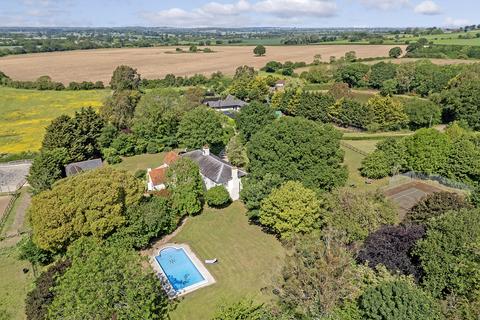 5 bedroom detached house for sale, Old Church Road, East Hanningfield, CM3