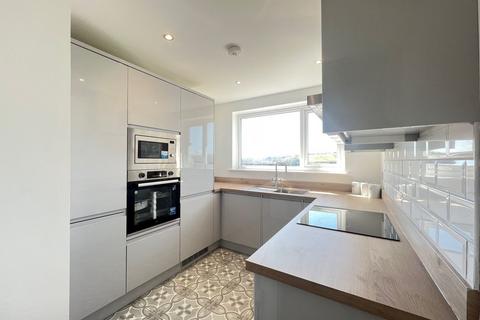 2 bedroom semi-detached bungalow for sale - Willow Dene Avenue, Halifax HX2