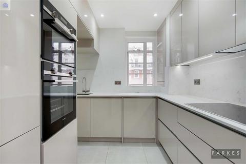 3 bedroom apartment to rent, Dorset House, Gloucester Place, London, NW1