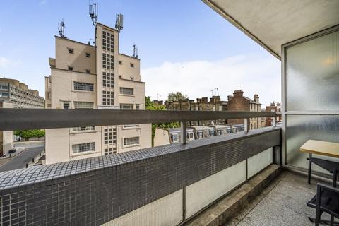 1 bedroom flat for sale, Kensington Church Street,  Royal Borough of Kensington and Chelsea,  W8