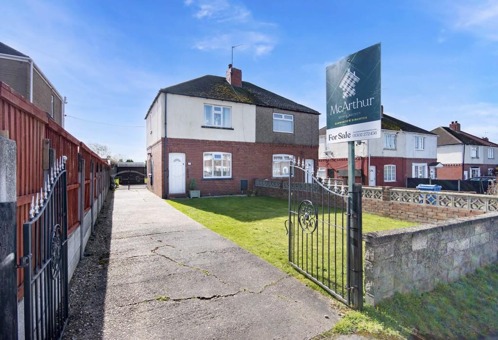 Bawtry Road, Doncaster, South Yorkshire 3 bed semidetached house for