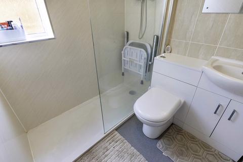 122 Bawtry Road, Harworth, Doncaster, DN11 8NS